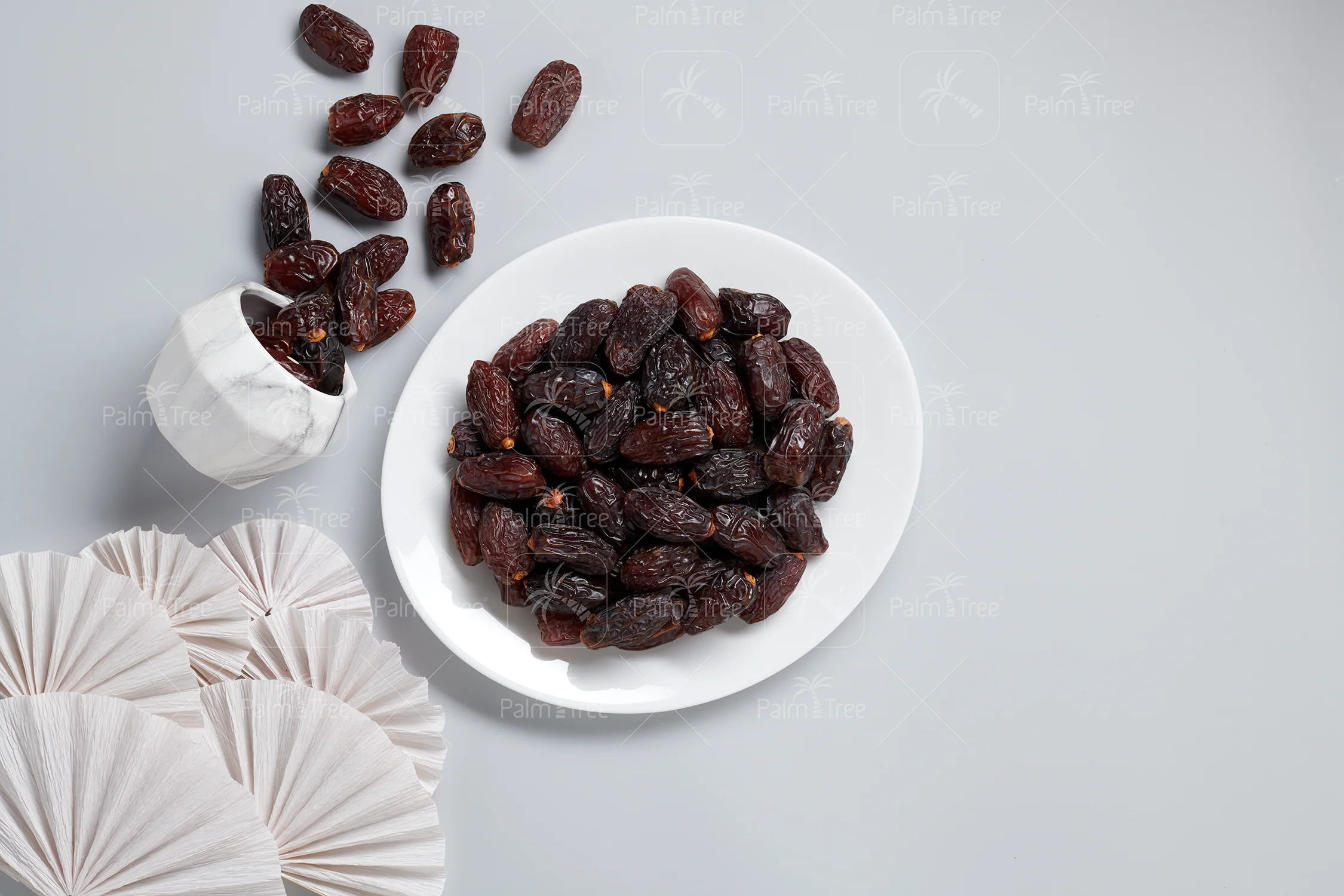 Medjoul Dates Large - Image 3